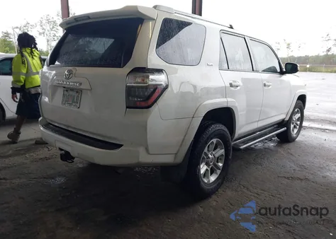 2017 Toyota 4Runner Sr5 Premium z USA, uszkodzony, nr VIN JTEBU5JR2H5422983
